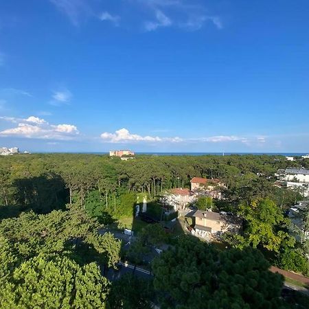 Appartamento Con Vista Panoramica E Piscina Lignano Sabbiadoro Kültér fotó